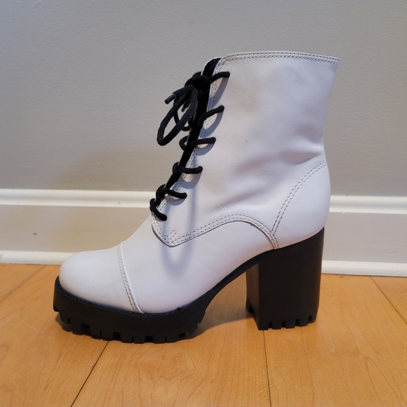 SCHUTZ Shoes - SCHUTZ White Jeannie Lace-up Platform Heeled Combat Boot White Leather Size 7.5